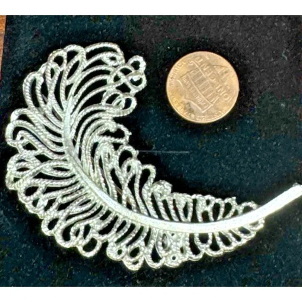 Vintage Silver Tone Brooch Curved Feather Leaf Filigree Pin